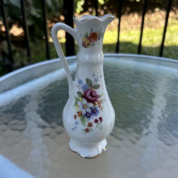 Vintage Old Foley James Kent Strawberries Butterflies Bud Vase Pitcher England - Picture 2 of 10